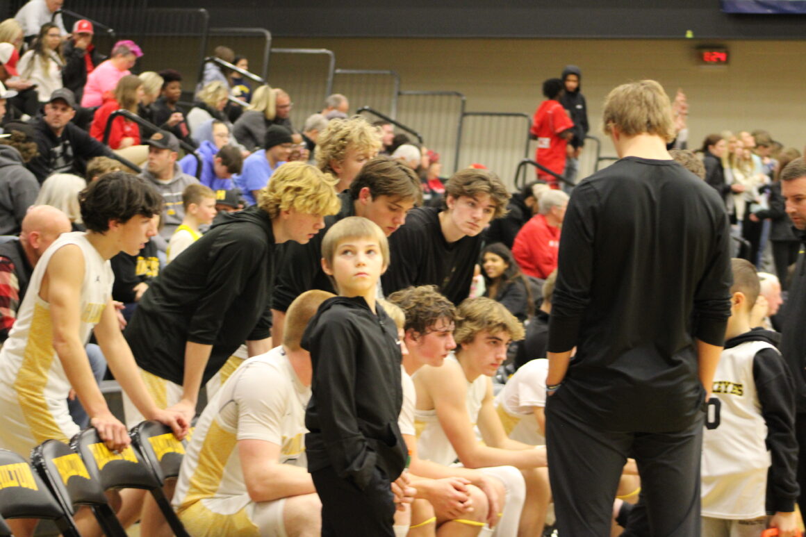 Boys Basketball Prevails Over Hastings