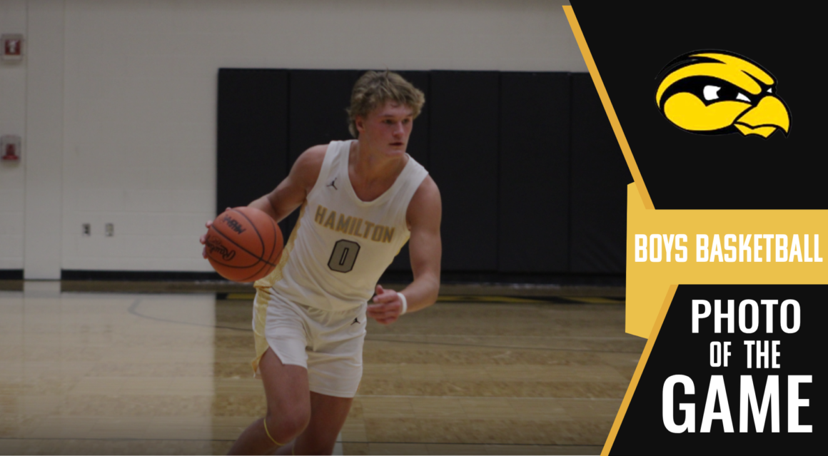 1/5 Photo of the Game